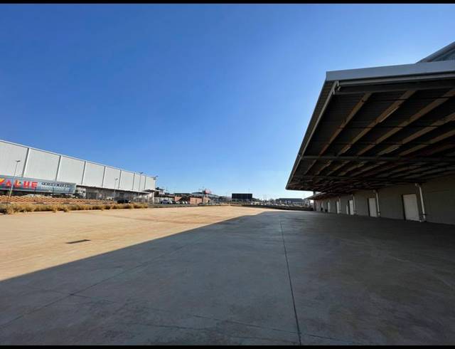 INDUSTRIAL PROPERTY TO RENT IN LOUWLARDIA